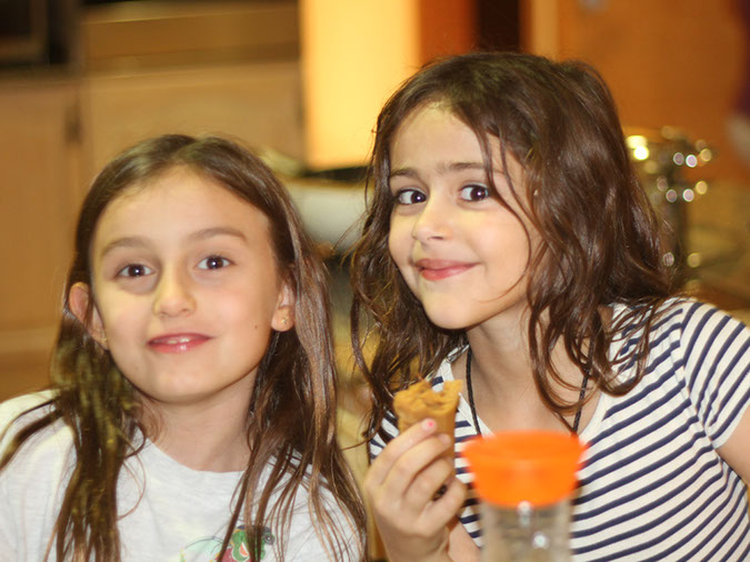 2014_dec_ladies_afg026