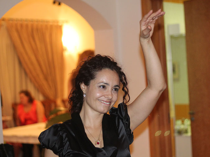 2014_dec_ladies_afg182